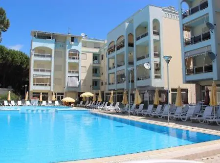 Naura's Luxury Seaside Apartament